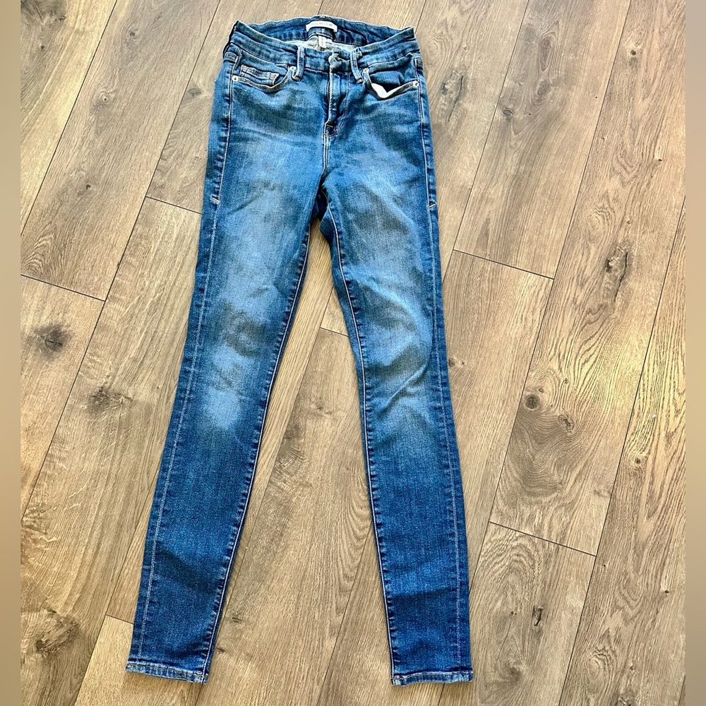 Good American Classic Blue Skinny - “Good Legs” Jeans